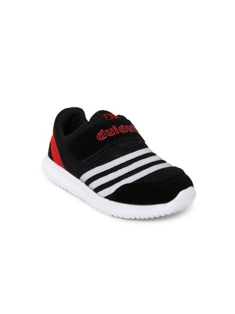 

Kittens Boys Black Sneakers