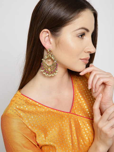 

Zaveri Pearls Pink Gold-Plated Peacock-Shaped Chandbalis