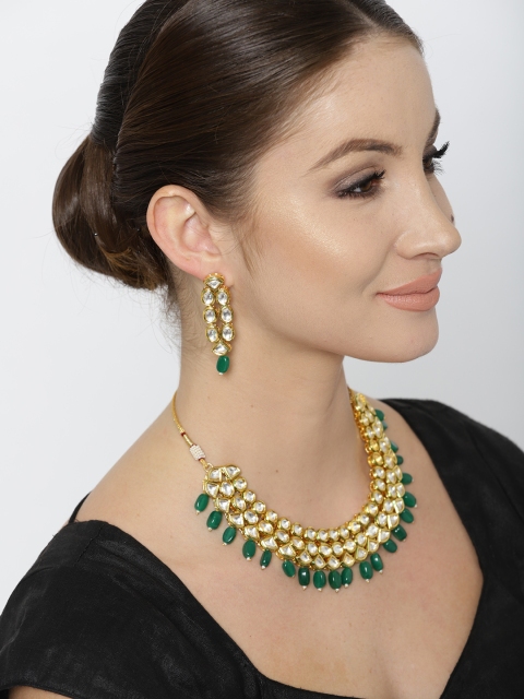 

Jewels Galaxy Gold-Toned & Green Kundan Jewellery Set
