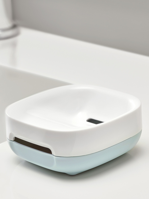 

Joseph Joseph Slim White Plastic Soap Dish