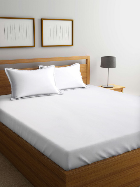 

MARK HOME White Solid Flat 400 TC Cotton 1 Queen Bedsheet with 2 Pillow Covers