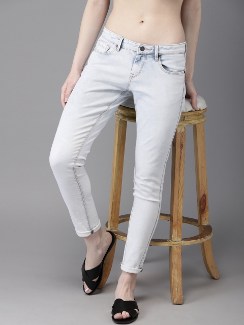 

HERE&NOW Women Blue Slim Fit Low-Rise Clean Look Stretchable Jeans