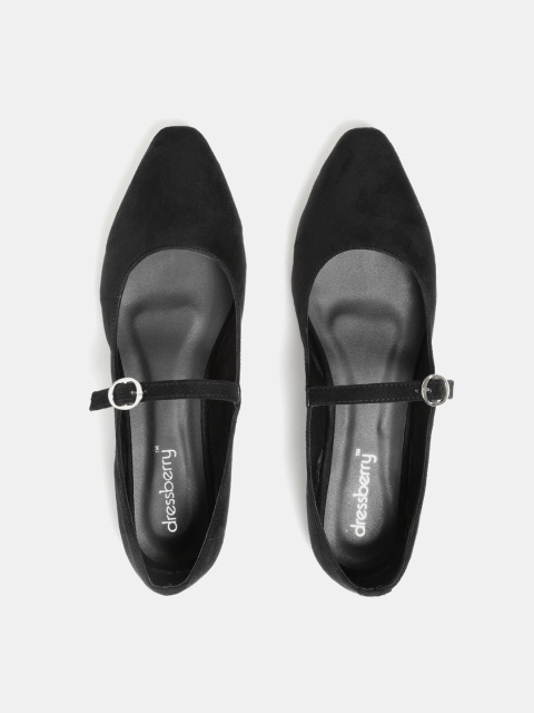

DressBerry Women Black Solid Ballerinas