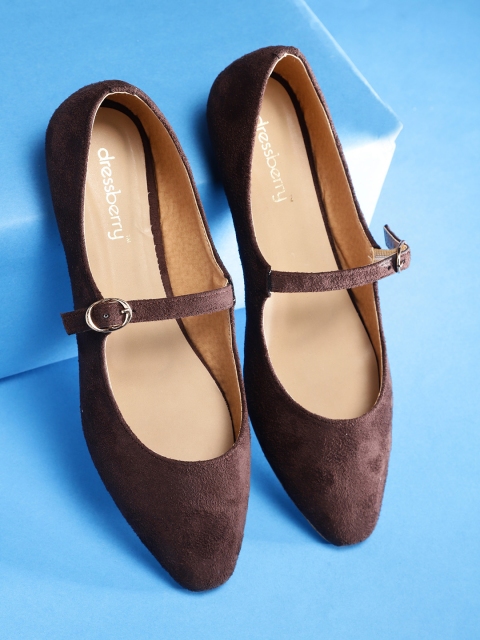 

DressBerry Women Coffee Brown Solid Ballerinas