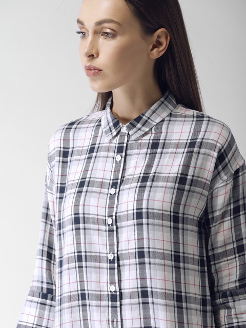 

Harvard Women White & Navy Regular Fit Checked Casual Long-line Shirt