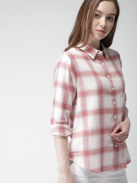 

Harvard Women Off-White & Red Regular Fit Checked Casual Shirt