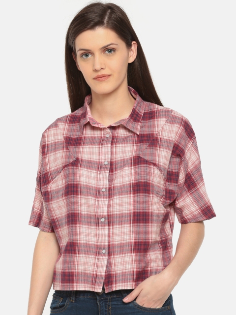 

Sugr Women Red Slim Fit Checked Casual Shirt