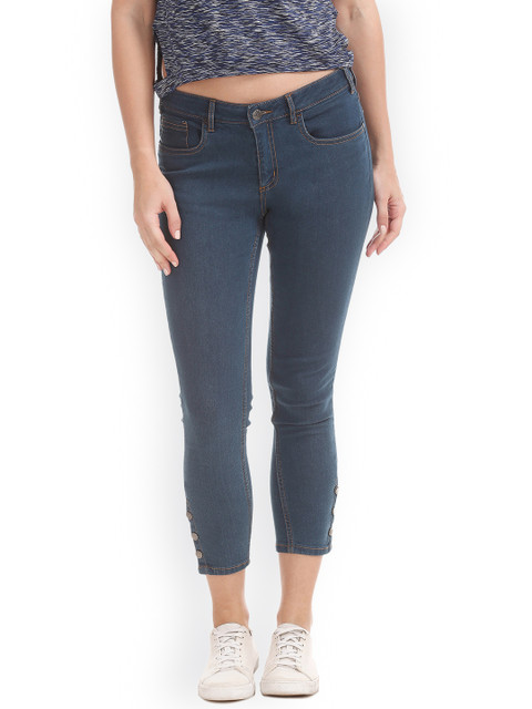 

Sugr Women Blue Slim Fit Low-Rise Clean Look Jeans