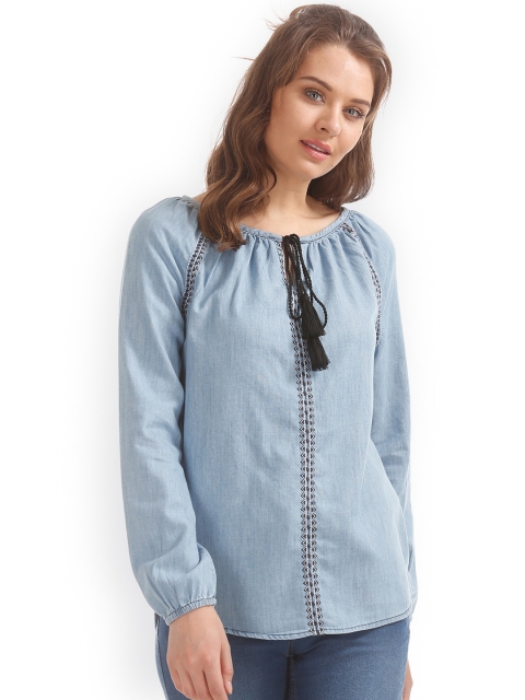 

Cherokee Women Blue Solid Top