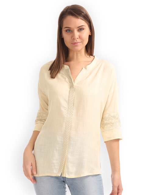 

Cherokee Women Beige Solid Top