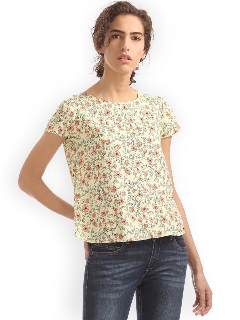 

Sugr Women Yellow Printed Top