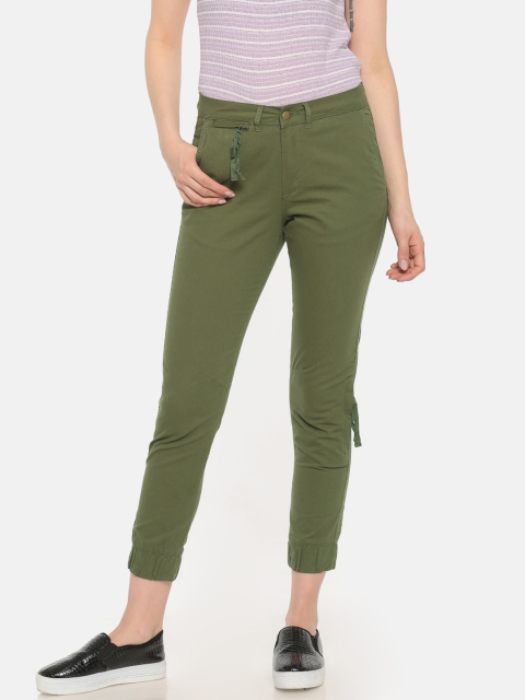 

Sugr Women Olive Green Slim Fit Solid Regular Trousers