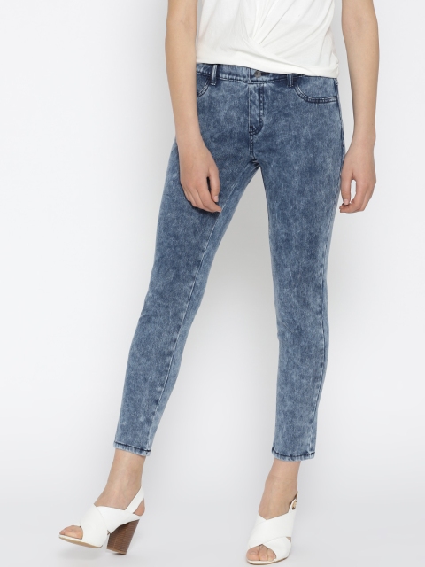 

Sugr Women Blue Acid Wash Cropped Jeggings