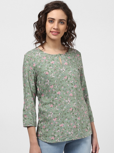 

Harpa Women Green Printed Top
