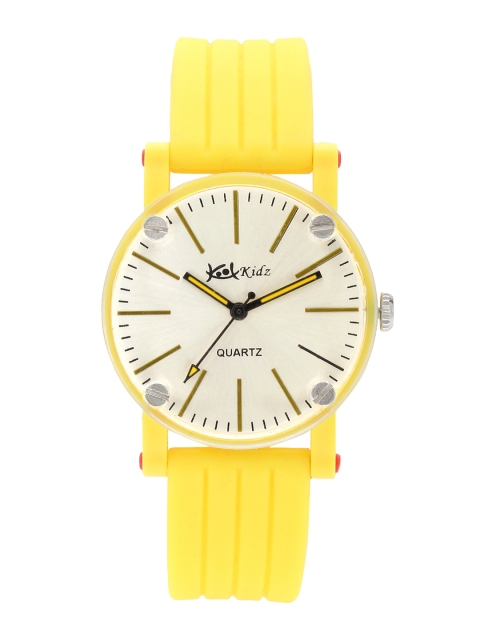 

Fantasy World Unisex Off-White Analogue Watch FW-052-YL01