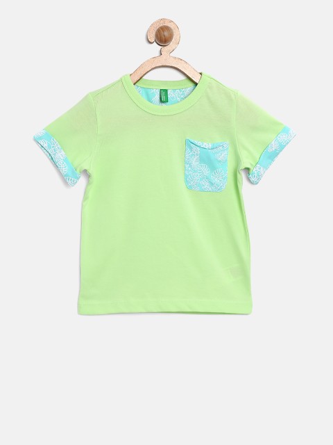 

United Colors of Benetton Boys Green Solid Round Neck T-shirt