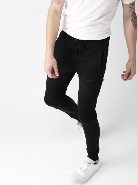 

Harvard Men Black Solid Joggers