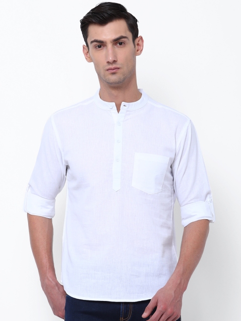 

Svanik Men White Solid Straight Kurta