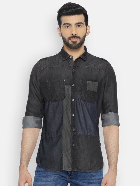 

Numero Uno Men Black Slim Fit Colourblocked Casual Shirt