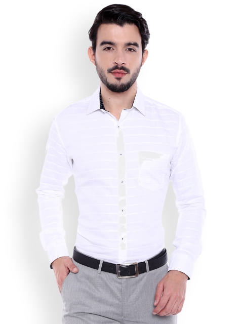 

Solemio Men White Regular Fit Printed Casual Shirt