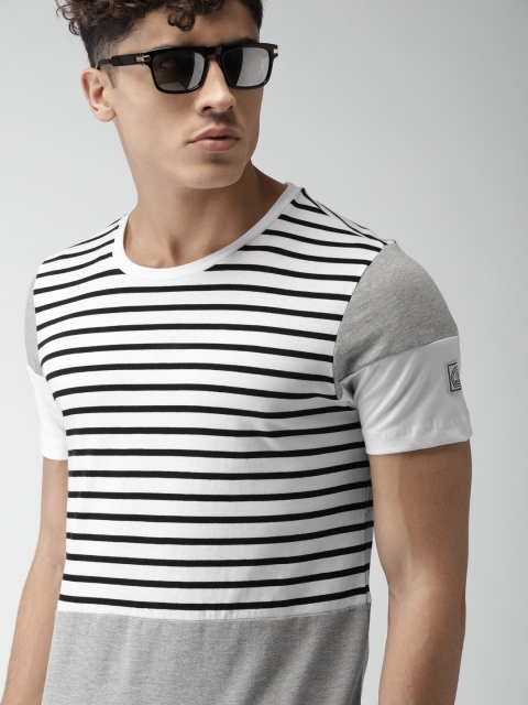 

Harvard Men Black & White Striped Round Neck T-shirt