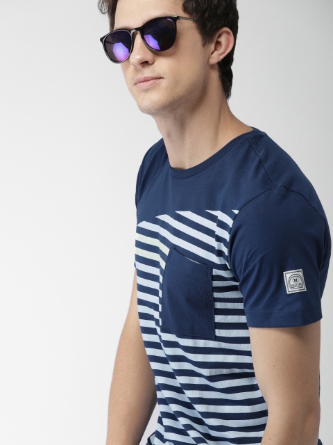 

Harvard Men Blue Striped Round Neck T-shirt