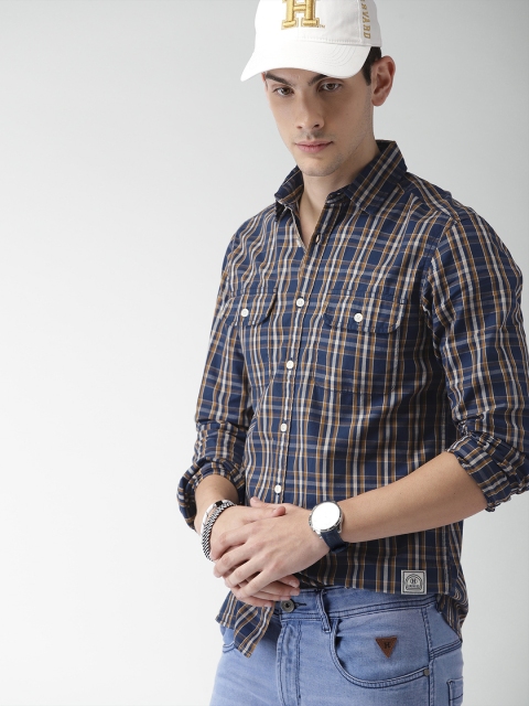 

Harvard Men Navy Blue & Off-White Slim Fit Checked Casual Shirt