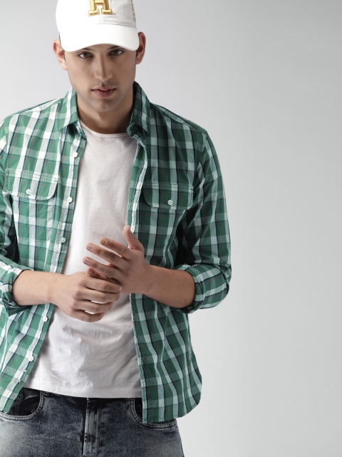 

Harvard Men Green & White Slim Fit Checked Casual Shirt