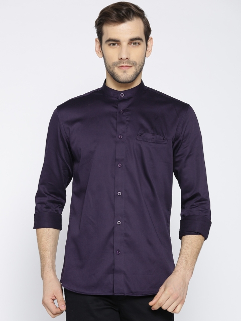 

Independence Club Men Purple Slim Fit Solid Casual Shirt