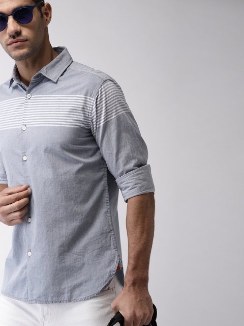 

Harvard Men Grey Regular Fit Striped Casual Shirt