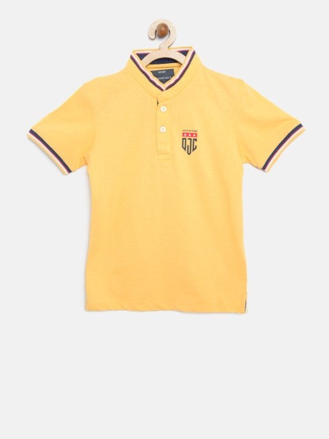 

Octave Boys Yellow Solid Mandarin Collar T-shirt