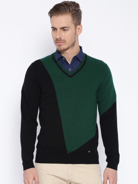 

Arrow New York Green & Black Woollen Sweater