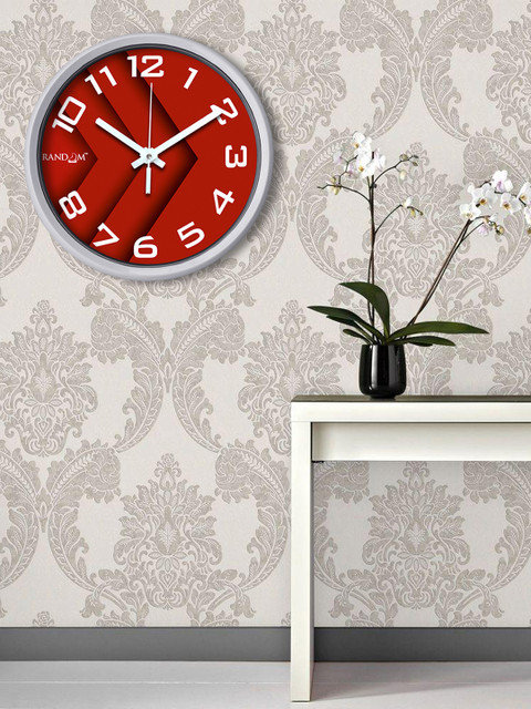 

RANDOM Maroon Round Solid 30.48 cm Analogue Wall Clock