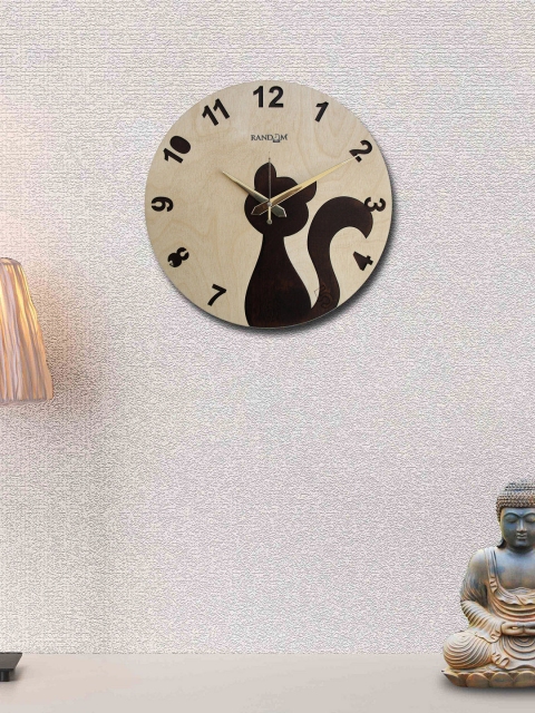 

RANDOM Beige Round Solid 29.21 cm Analogue Wall Clock