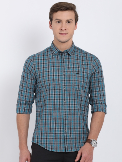 

Crocodile Men Turquoise Blue & Black Slim Fit Checked Casual Shirt