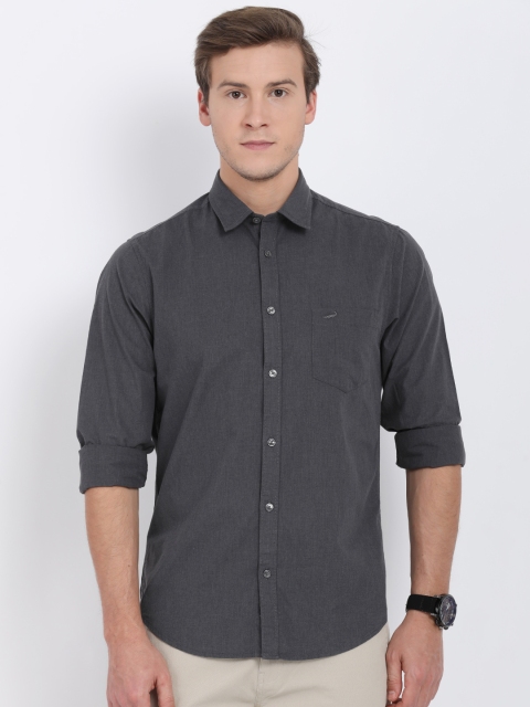 

Crocodile Men Charcoal Slim Fit Solid Casual Shirt