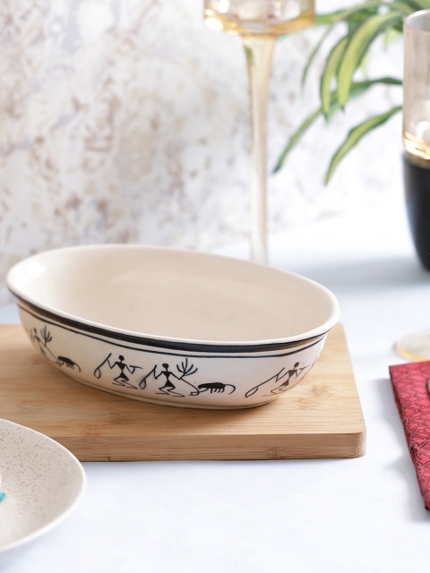 

VarEesha Off-White Printed Warli Oval Stoneware Serving Platter