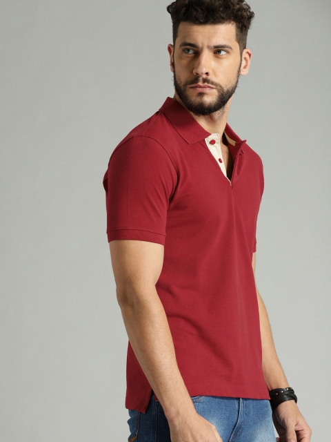 

Roadster Men Red Solid Polo Collar T-shirt