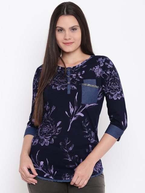 

Monte Carlo Women Purple Printed Top