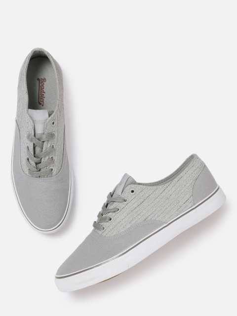 

Roadster Men Grey Sneakers