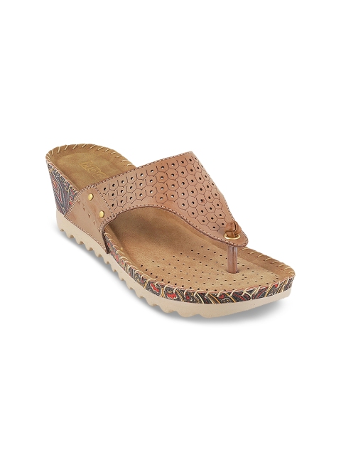 

Mochi Women Tan Solid Sandals