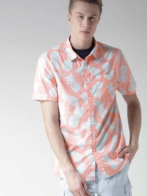 

FOREVER 21 Men Coral Pink & Blue Regular Fit Printed Casual Shirt