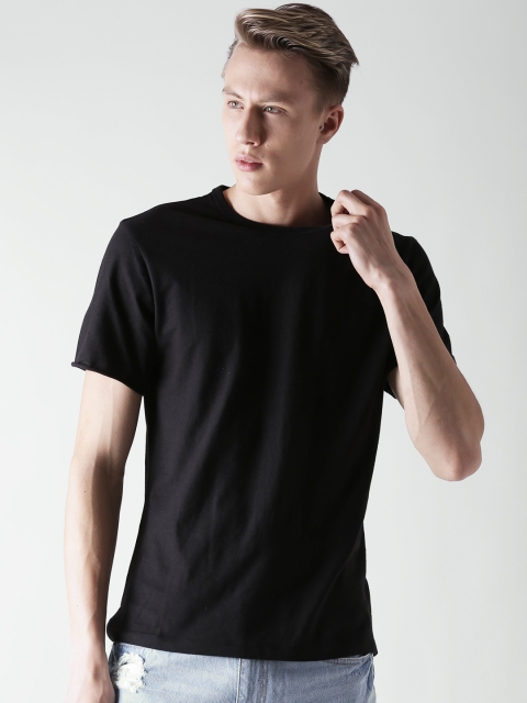 

FOREVER 21 Men Black Solid Round Neck T-shirt