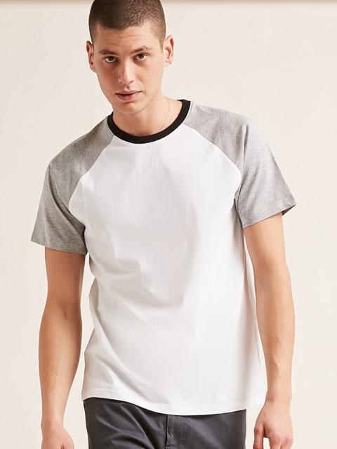 

FOREVER 21 Men White Solid Round Neck T-shirt