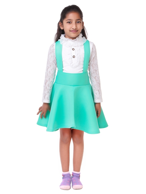

LilPicks Girls Green & White Solid Top with Skirt