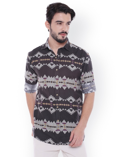

Solemio Men Brown & Grey Regular Fit Printed Casual Shirt