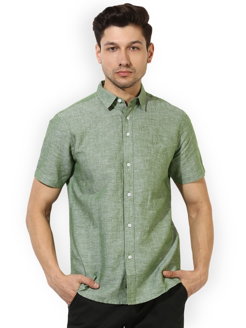 

Red Tape Men Green Comfort Regular Fit Solid Casual Shirt