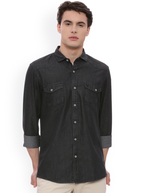 

Solly Jeans Co. Men Charcoal Regular Fit Solid Casual Shirt