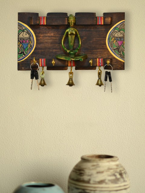 

ExclusiveLane Brown & Gold Dhokra & Madhubani Handpainted Key Holder