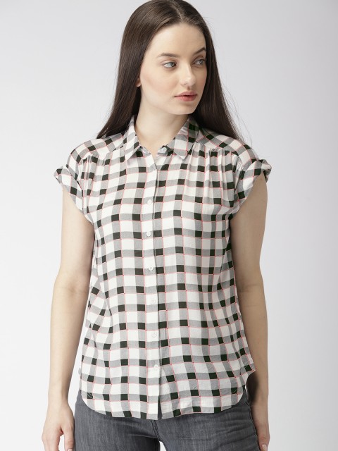 

Mast & Harbour Women White & Black Regular Fit Checked Casual Shirt